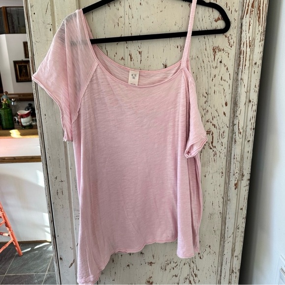 FP We The Free Coraline One Cold Shoulder Oversized  T-Shirt in Pink size XS - Picture 6 of 12